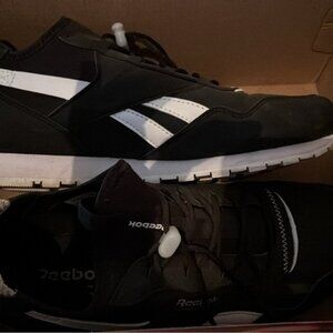 Reebok Woman’s  Black and White Classic Runner
